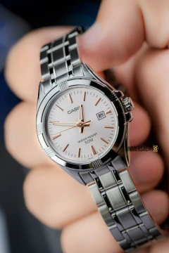 Reloj Casio LTP-1308D-9AV en internet