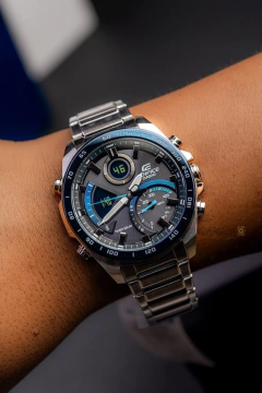 Reloj Casio Edifice ECB-900DB-1B Tough Solar (con energía solar) - Universal Shop Colombia