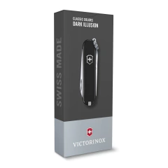 Navaja Victorinox Classic SD, Dark Illusion 0.6223.3G: Elegancia Funcional - Universal Shop Colombia