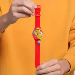 Reloj Swatch SO29Z120 Unisex Los Simpson. TM y © 20th Televisión. Matt Groening - comprar online
