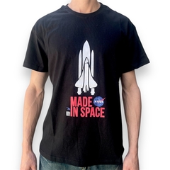 Remera Made In Space SS25 - Alpha Industries Argentina