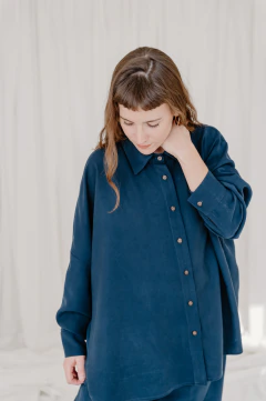 Camisa Chalten azul en internet