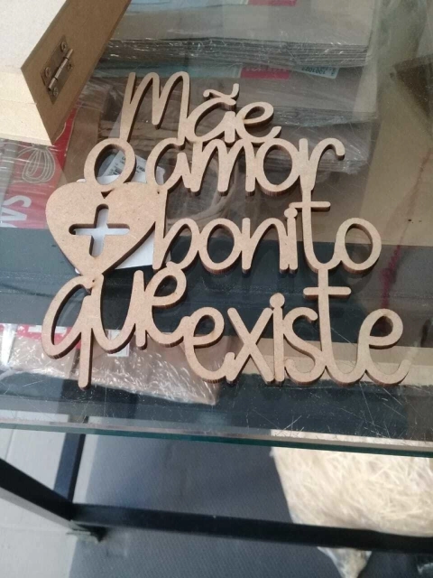 Frase Mãe o Amor Mais Bonito que Existe 18cm