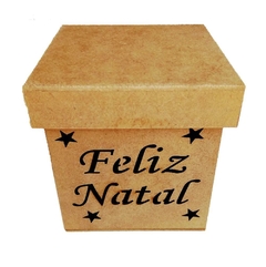 Caixa 09x09x10cm Feliz Natal com Estrelinha Tampa Lisa 10x10cm Pintada na internet