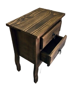 Mesa Cabeceira 2 Gavetas Rustico Pinus 58cm - Atelier da Madeira