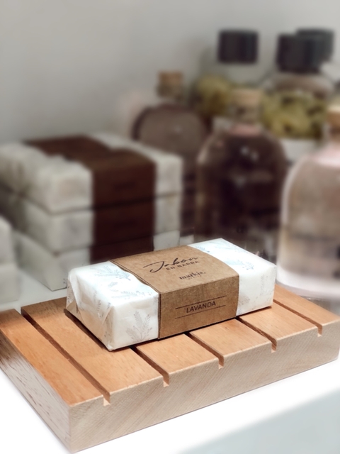Jabonera de madera