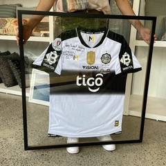 Enmarcado de camiseta doble vidrio