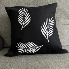 Almohadon Negro Con Frases 40x40 (Funda y Relleno) en internet