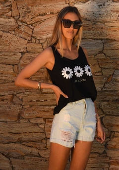 Short Daniela