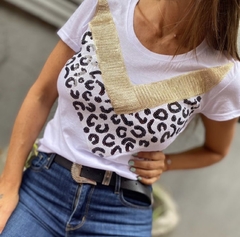 Remera bordada Diagonal Print