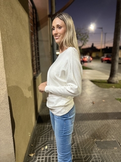 Sweater Xenia Blanco en internet