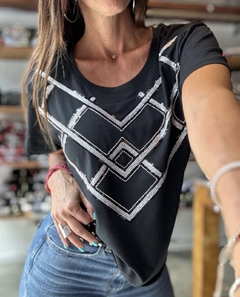 Remera Geométrica Talle amplio