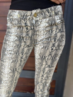 Jeans Reptil Rosh