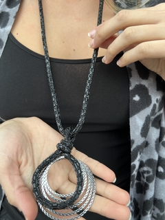 Colgante Espiral Negro en internet