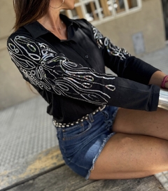 Camisa Arabescos Irregular en internet