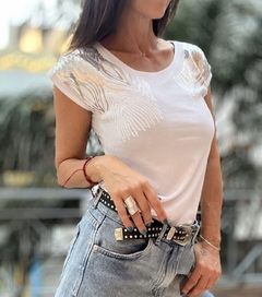 Remera Charretera - comprar online