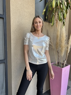 Remera Dalia Nude en internet