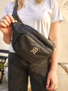 Riñonera Star Antonia Agosti