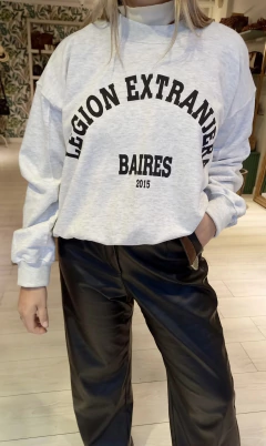 Buzo LEGIÓN GRIS LISO