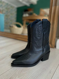 LAKI NEGRO - comprar online