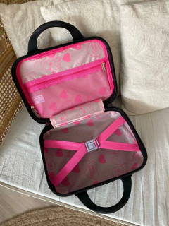 BEAUTY CASE SOFIA NEGRO en internet