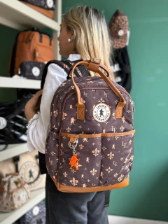 MOCHILA LEGION UNIC MARRON - comprar online