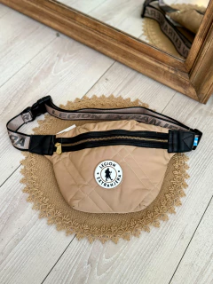 RIÑONERA USHUAIA DONNA BEIGE - De Pueblo