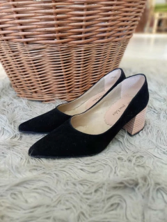 STILETTO NEGRO
