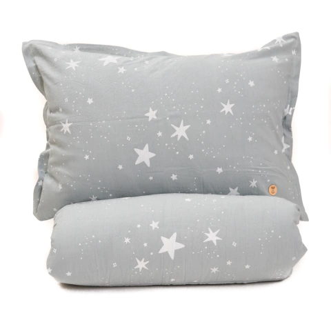 Acolchado Estampa Estrellas Celeste