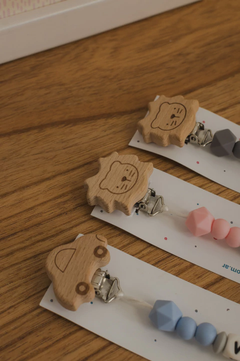 Porta chupete Personalizado Broche Formas en internet