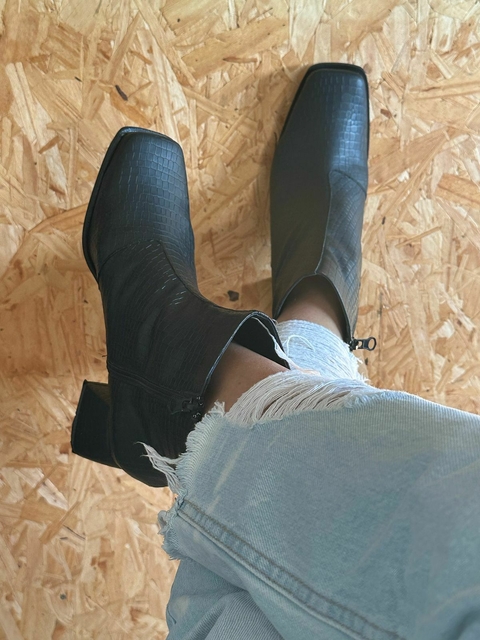 Bota Adele Negra - comprar online
