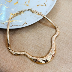Colar organico fino dourado