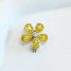 Berloque Charm Flor de gotas amarela - comprar online