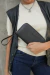 BILLETERA CORAL NEGRO PATCH - Ruggeri Bags