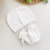 Kit gorro e luva minimalista - Branco - comprar online