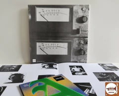 Azimuth - Azimüth (Noize Record / Com Revista) na internet