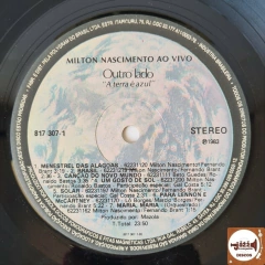 Milton Nascimento - Ao Vivo (Capa dupla / Com encarte) - Jazz e Companhia Discos