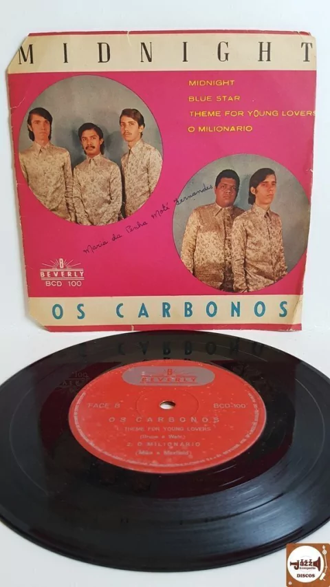Os Carbonos - Midnight