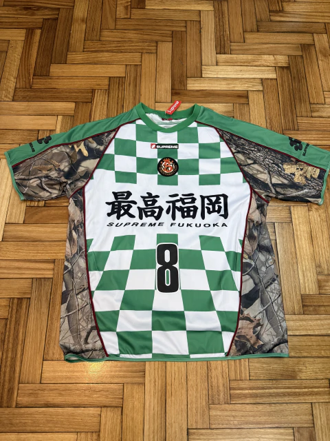 Camiseta Supreme Fukuoka
