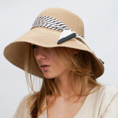 CAPELINA CONNIE RAFIA - comprar online