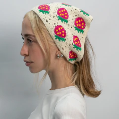 BANDANA CROCHET MULTI FRUTILLAS on internet