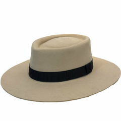 Sombrero Heart Ala 8 na internet