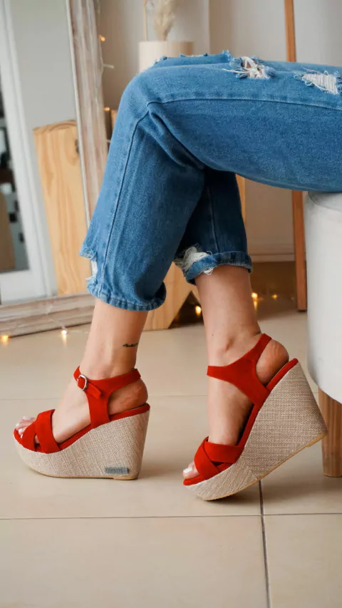 Emily Rojo - comprar online