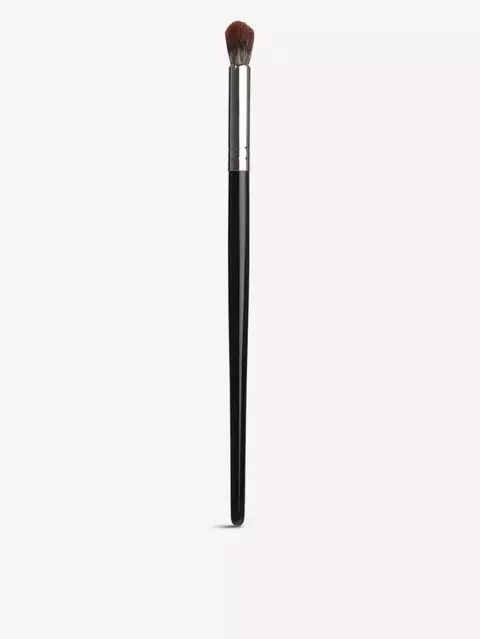 MORPHE - E22 Pointed Blender Brush - Brocha de ojos pinito - comprar online