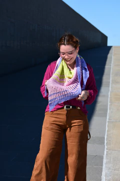 BOX AGOSTO PULULA TEJIDOS - kumkum