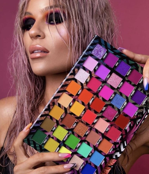 Bperfect Cosmetics Paleta Carnival III Love Tahiti x Stacey Marie en internet