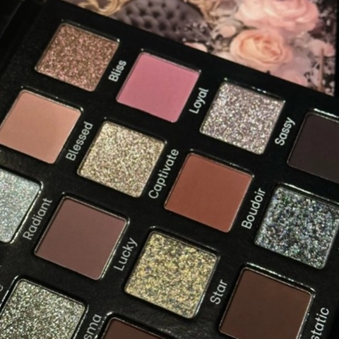 Kaima Cosmetics Paleta Boujee Boudoir