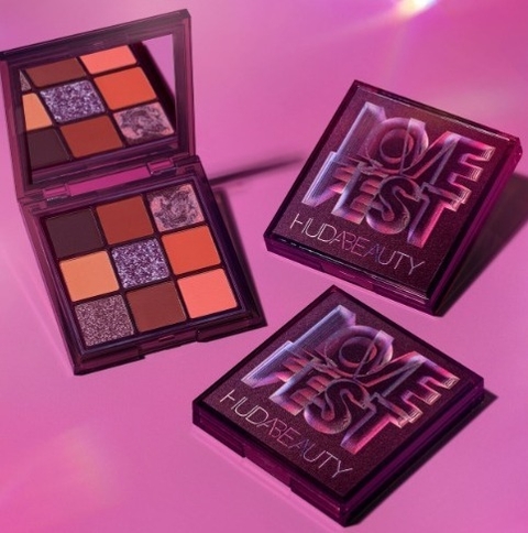 Huda Beauty Paleta Lovefest Obsessions en internet