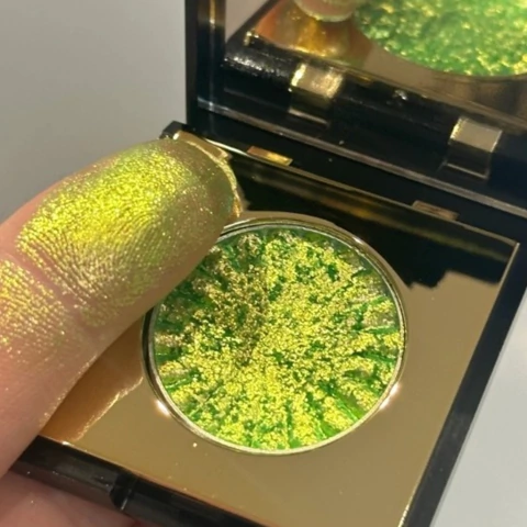 Kaima Cosmetics Luminesce silk pressed pigment eyeshadow - Snake Bite