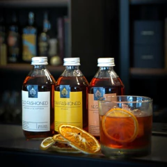 The Cocktail Box by Juan de la Cruz Policella - comprar online